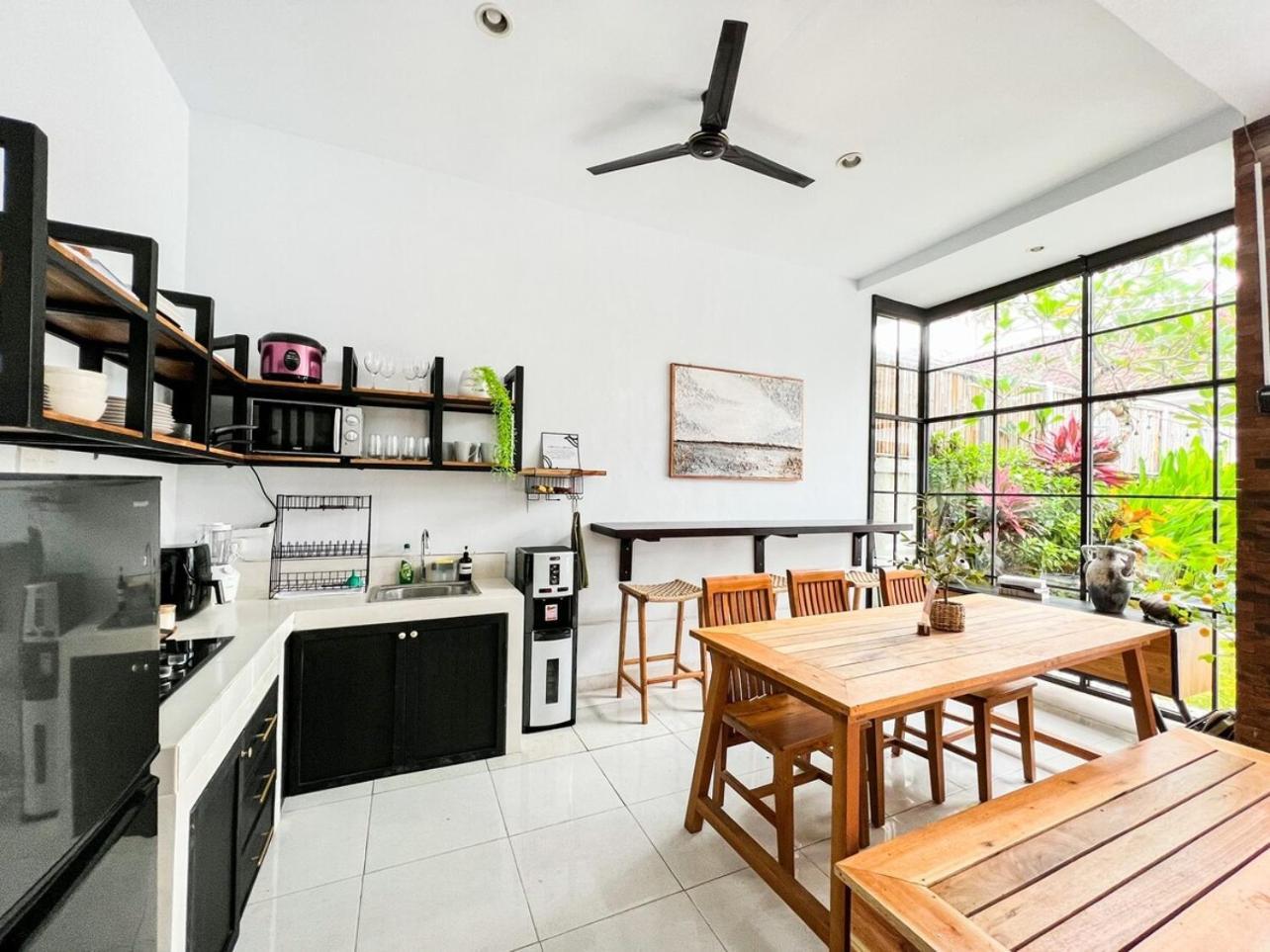Island Boy Guesthouse T Prime Location In Canggu Dış mekan fotoğraf